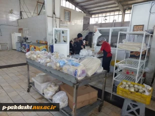 بازدید ریاست دانشکده جناب آقای دکتر پور جوان از محل طبخ غذا در ماه مبارک رمضان 4