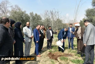 ‌به مناسبت هفته منابع طبیعی و سنت حسنه درختکاری با حضور رئیس دانشگاه ملی مهارت صورت گرفت:
آئین درختکاری و کاشت نهال در محوطه دانشکده دختران دکتر شریعتی تهران
 2