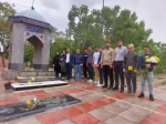 آئین غباررویی مزار شهدا آزاده شهید سرلشکر حسن هداوند میرزایی توسط ریاست دانشکده جناب آقای دکتر پورجوان به همراه دانشجویان وهمکاران 7