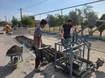 بازدید رئیس دانشکده ملی مهارت کشاورزی پاکدشت جناب آقای دکترخسروپورجوان ازکارگاه تولید بلوک سیمانی توسط دانشجویان 3
