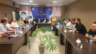 جلسه جناب آقای دکتر پورجوان ریاست دانشکده ملی مهارت کشاورزی پاکدشت با گلکاران شهرستان پاکدشت 3