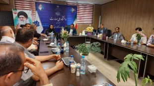 جلسه جناب آقای دکتر پورجوان ریاست دانشکده ملی مهارت کشاورزی پاکدشت با گلکاران شهرستان پاکدشت 7