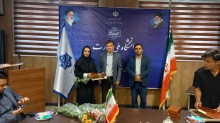 جلسه تقدیر وتشکر از اساتید ودانشجویان برترعلمی با حضورریاست دانشکده  جناب آقای دکتر پور جوان وجناب آقای دکتر اسلامی معاونت مرکز 4