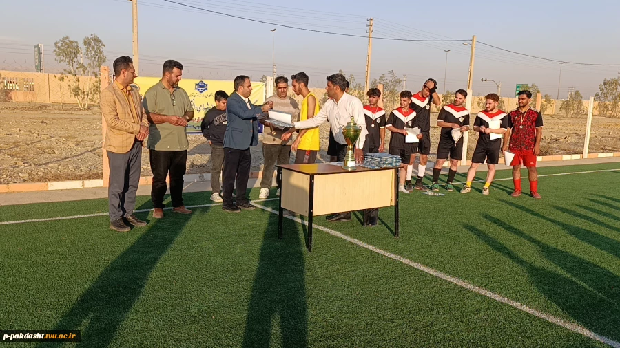 برگزاری مسابقه فوتبال 6 جانبه شهدای دانشجودانشگاه ملی مهارت استان تهران به میزبانی دانشکده ملی مهارت کشاورزی پاکدشت  16