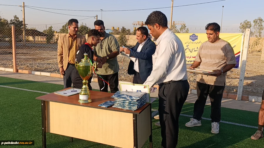 برگزاری مسابقه فوتبال 6 جانبه شهدای دانشجودانشگاه ملی مهارت استان تهران به میزبانی دانشکده ملی مهارت کشاورزی پاکدشت 13