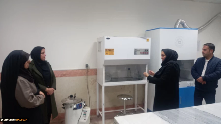 هیات نظارت وارزیابی استان تهران به ریاست سرکار خانم حجازی از دانشکده ملی مهارت کشاورزی پاکدشت بازدید بعمل آوردند 8