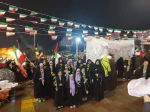 اهدای  ۵۰۰ شاخه گل آفتابگران  در بین حاضرین در تجمعات شبانه 6