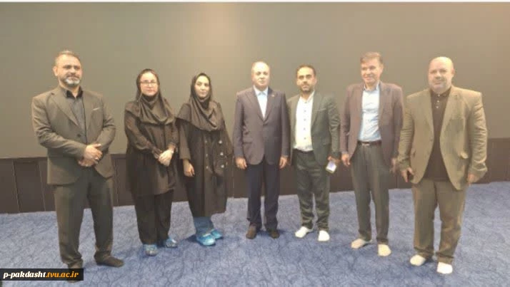 حضور دکتر پورجوان ریاست محترم دانشکده به همراه معاون محترم آقای دکتر اسلامی واساتید محترم در رصد خانه وزارت جهاد کشاورزی با حضور وزیر محترم وزارت جهاد کشاورزی 2