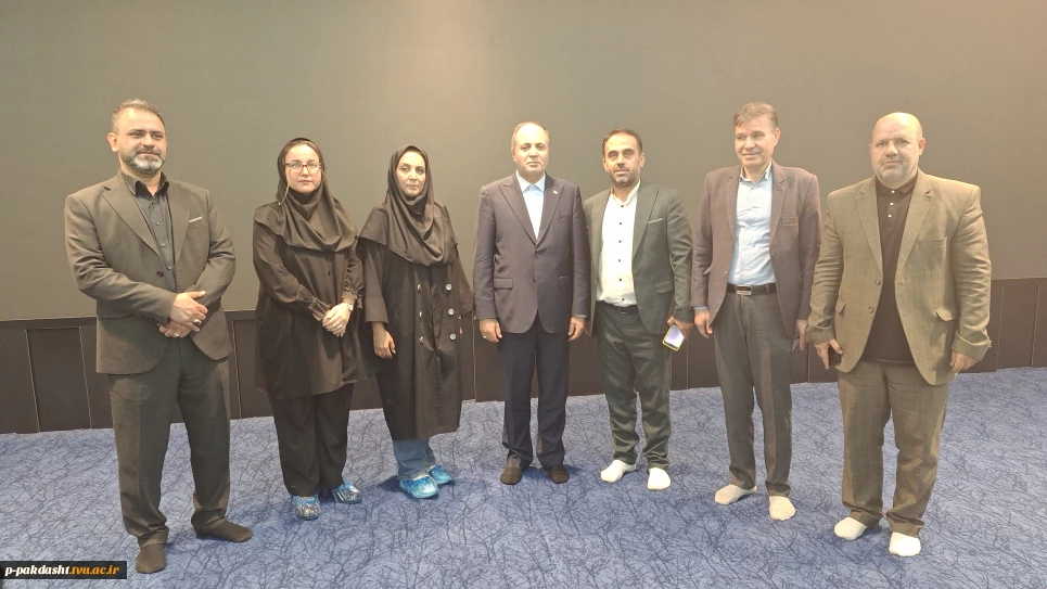 حضور دکتر پورجوان ریاست محترم دانشکده به همراه معاون محترم آقای دکتر اسلامی واساتید محترم در رصد خانه وزارت جهاد کشاورزی با حضور وزیر محترم وزارت جهاد کشاورزی